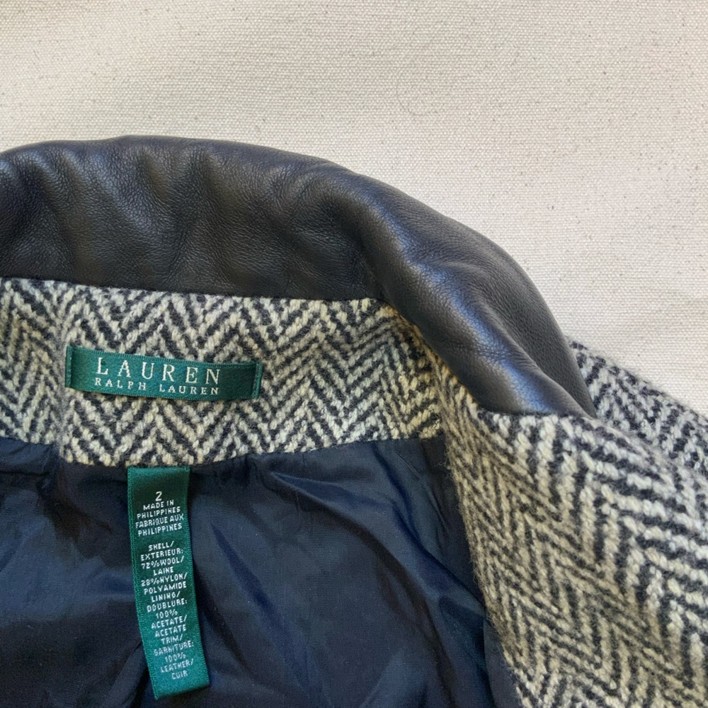 Ralph Lauren Black and Gray Wool & Leather Herringbone Blazer Size 2 - Picture 4 of 6